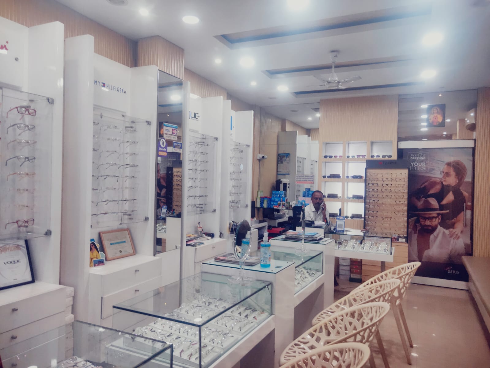 Nayanam Opticals & Eye Clinic Kanjirapally